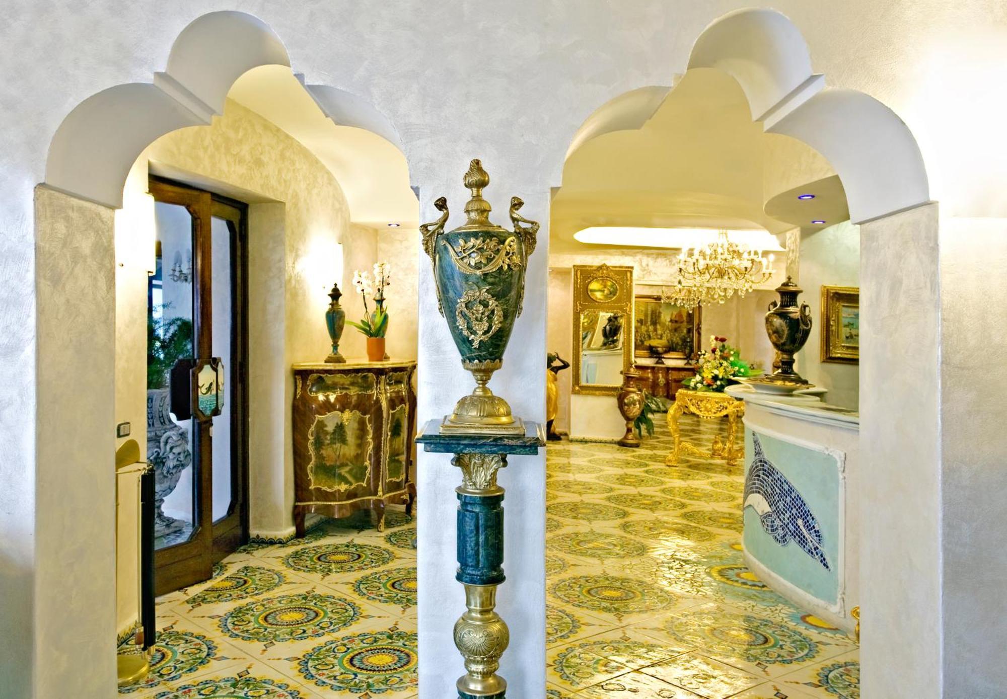 Strand Hotel Delfini Искья Экстерьер фото